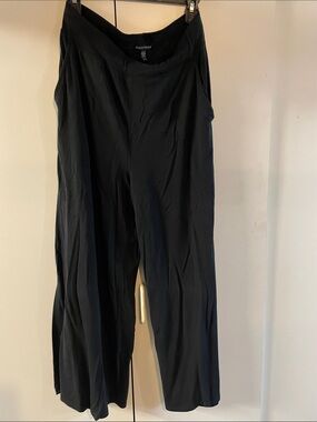 Eileen Fisher Black Wide-Leg Pull-On Trousers with a side slits at the bottom